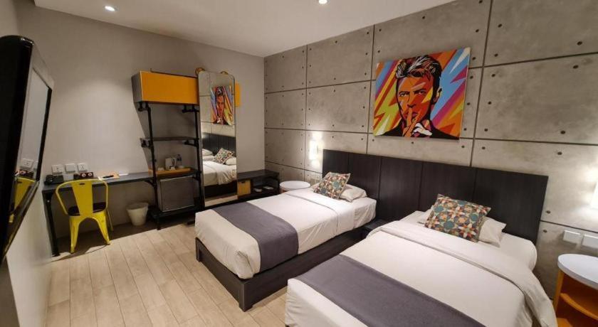 Hotel Cemerlang Bandung Buitenkant foto
