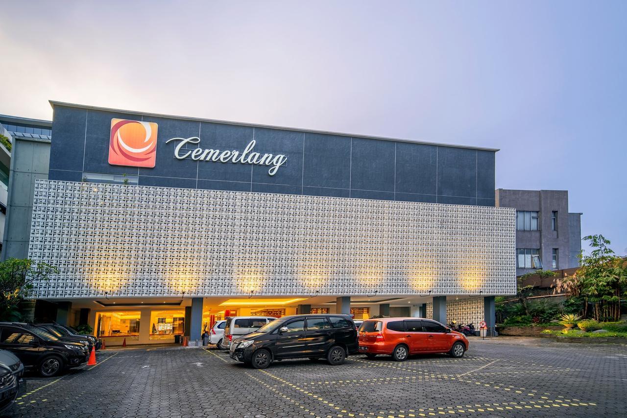 Hotel Cemerlang Bandung Buitenkant foto